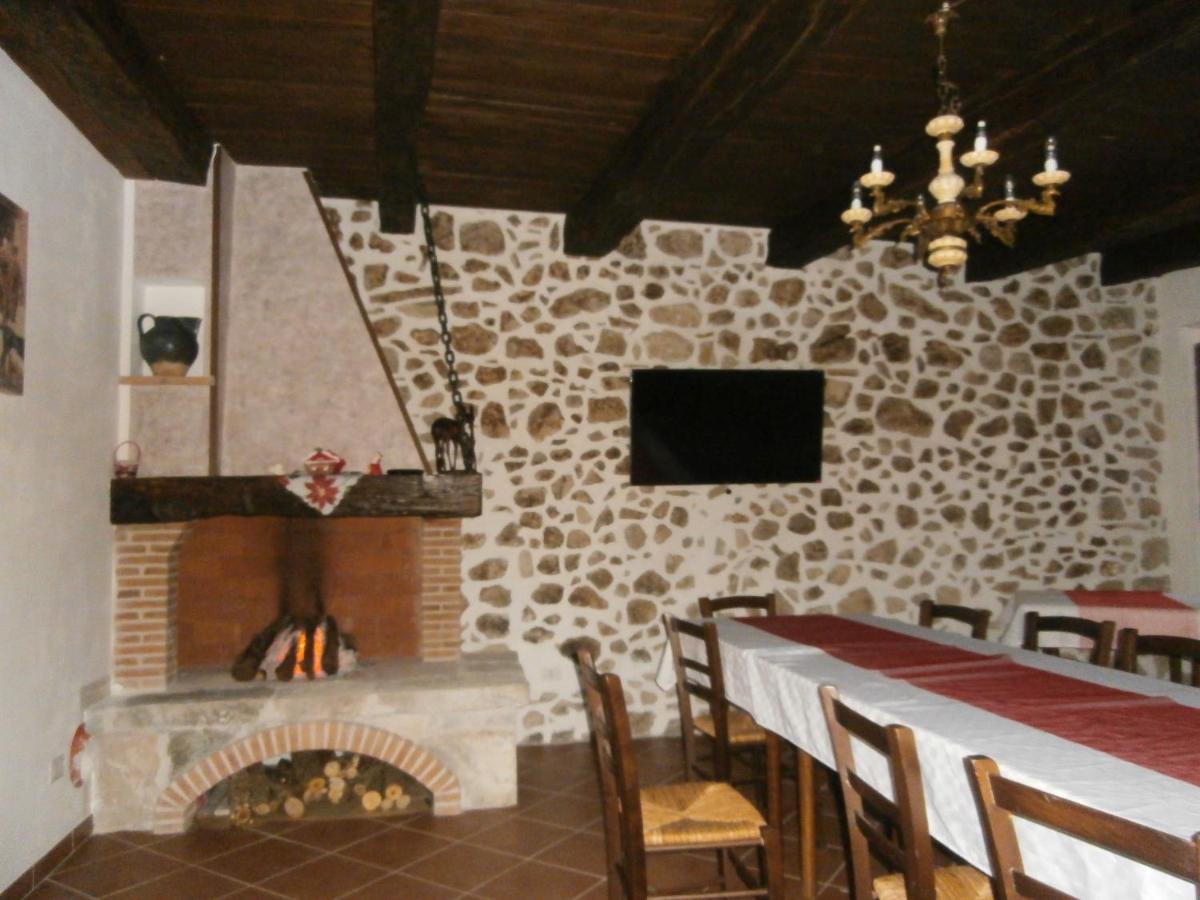 Borgo Degli Amici Villa Faicchio Exteriör bild